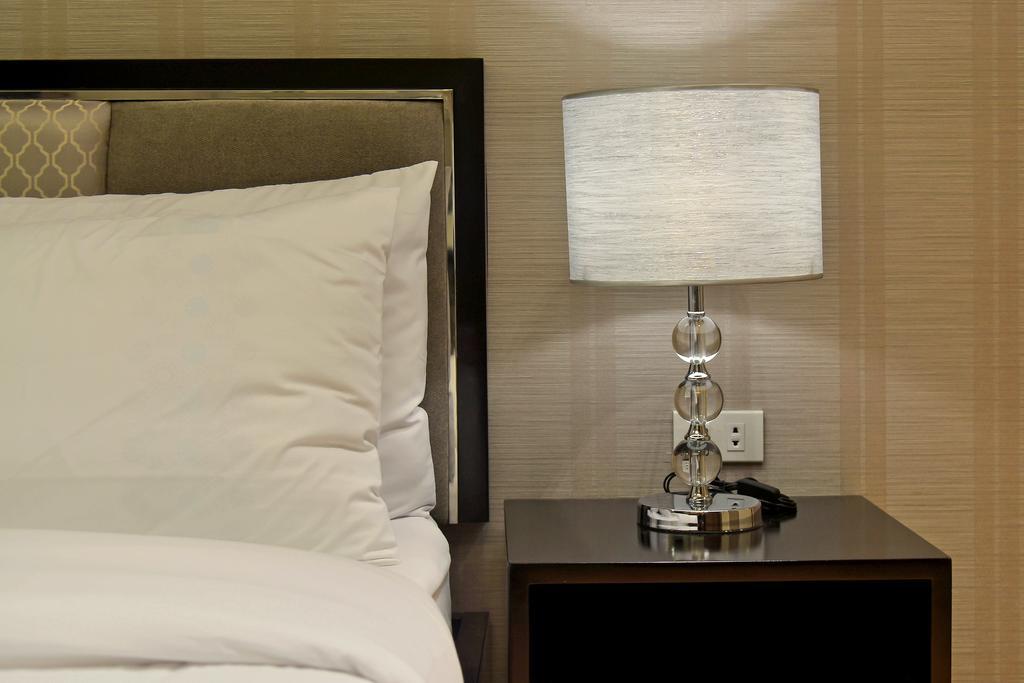 Milano Versace Suites Makati City Exterior photo