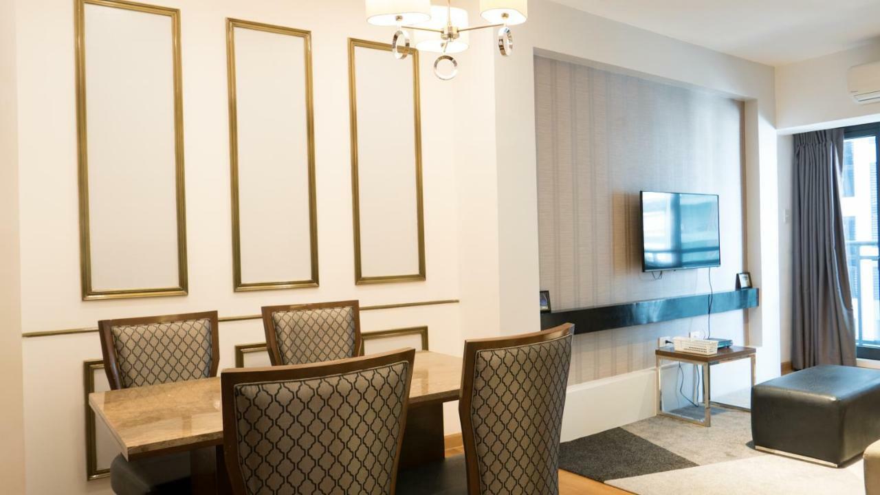 Milano Versace Suites Makati City Exterior photo